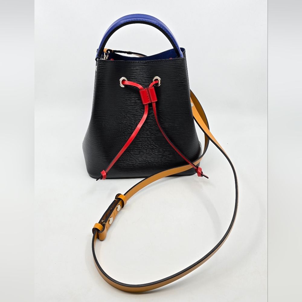 Louis Vuitton Epi Neonoe BB Black/Safran